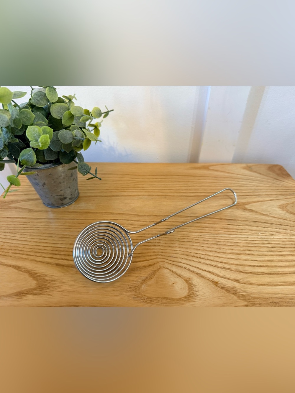 🌿10/$25 •  The Pampered Chef Stainless Steel Egg Separator